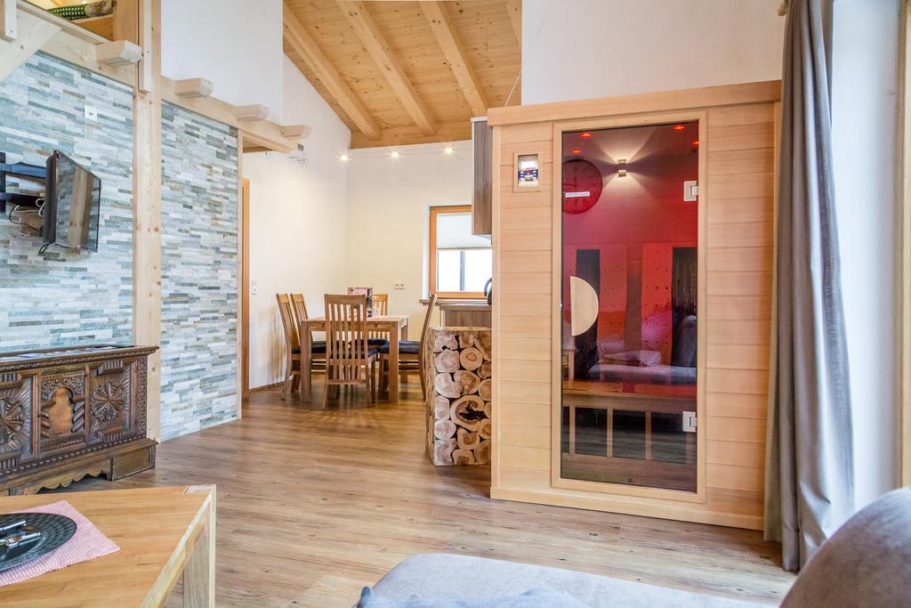 Zugspitzchalets Biberwier Værelse billede
